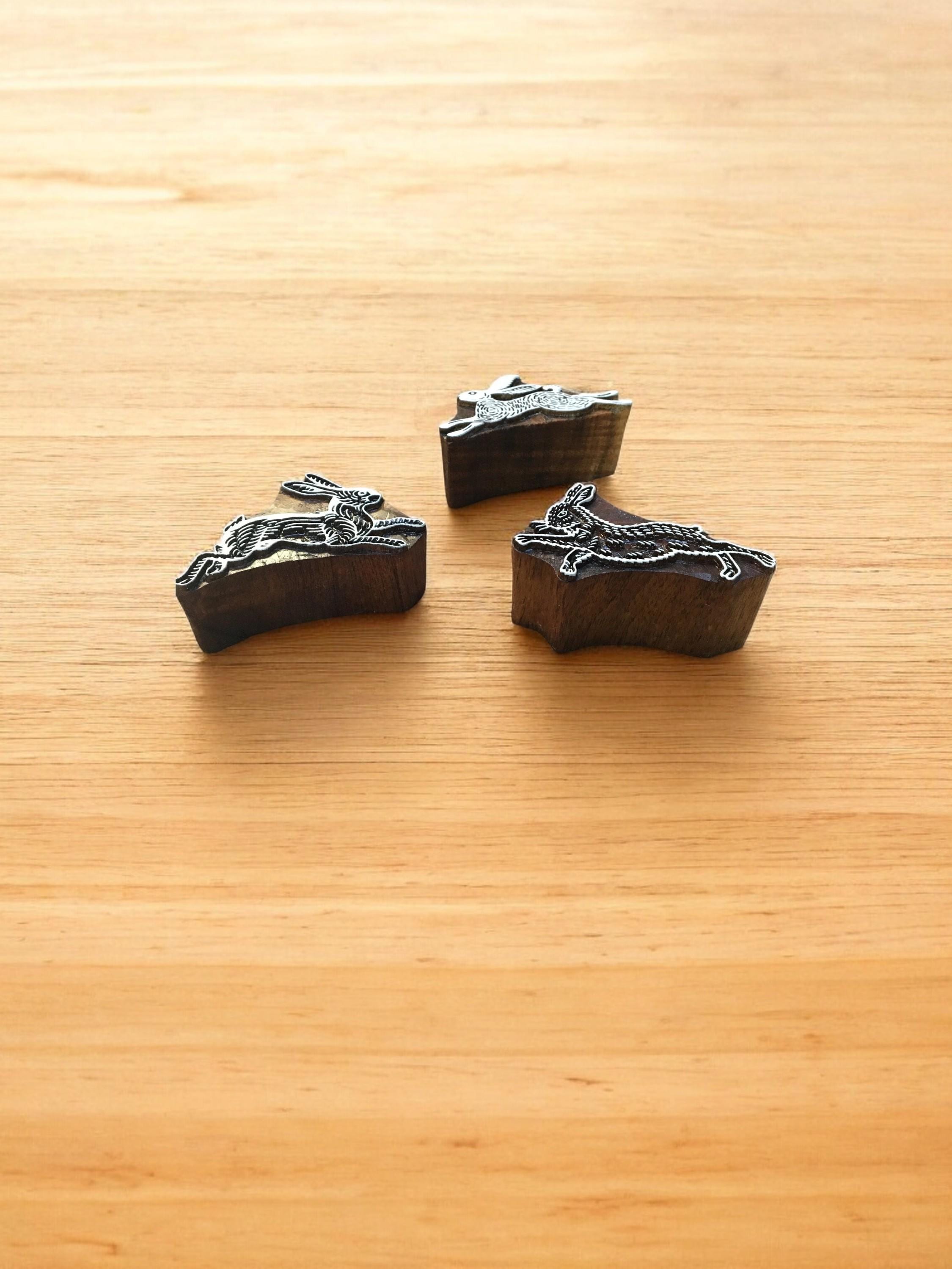 Leaping Hare Printing Block, Indian Wood Carving (7x4.5cm)