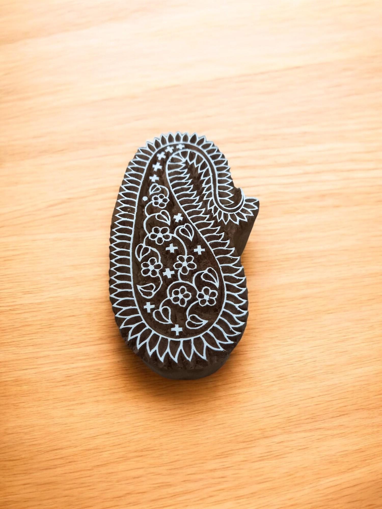 Detailed Paisley ,pottery stamp ceramic mold scrapbooking tjap batik printing floral carved stamps.