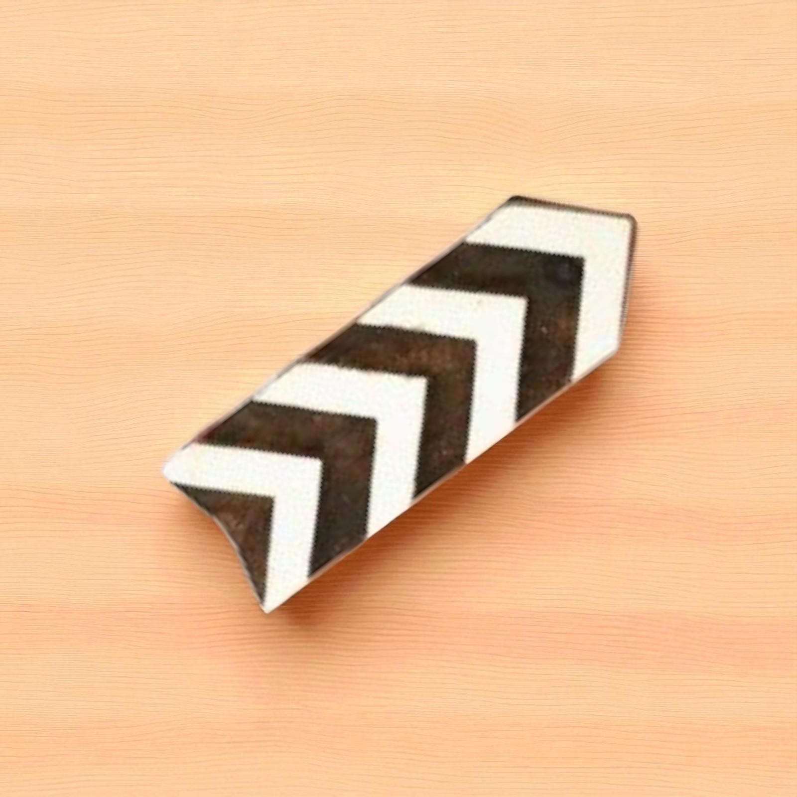 Chevron Textile Stamp, Wood Block Print (9 x 3.3cm)