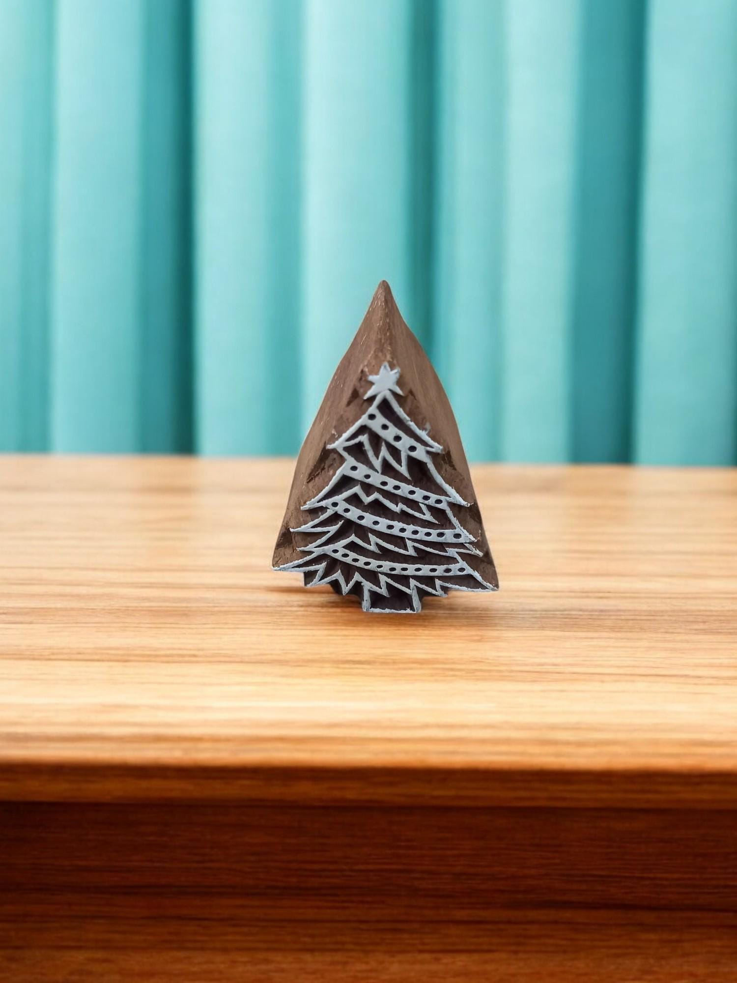 Oriental Christmas Tree 02