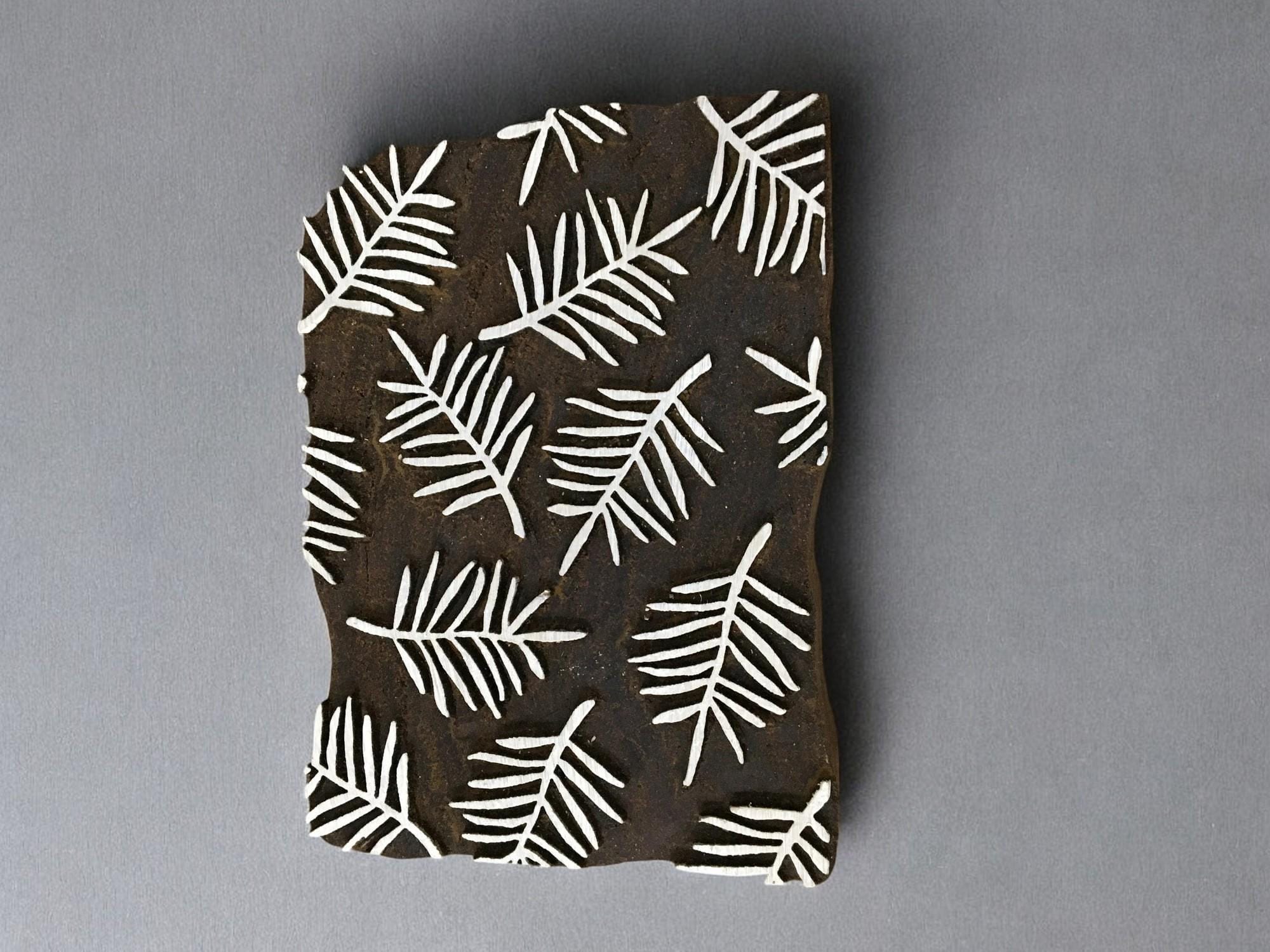 Palme Leaves Repeat Pattern Block