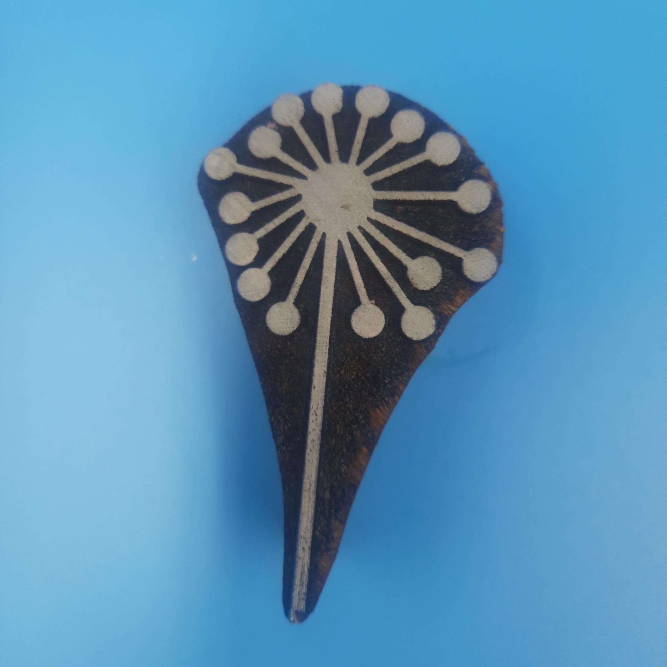 Bold Single Seedhead Wooden Printing Block Pottery Stamp, Batik Tjaps, Blaudruck stempel