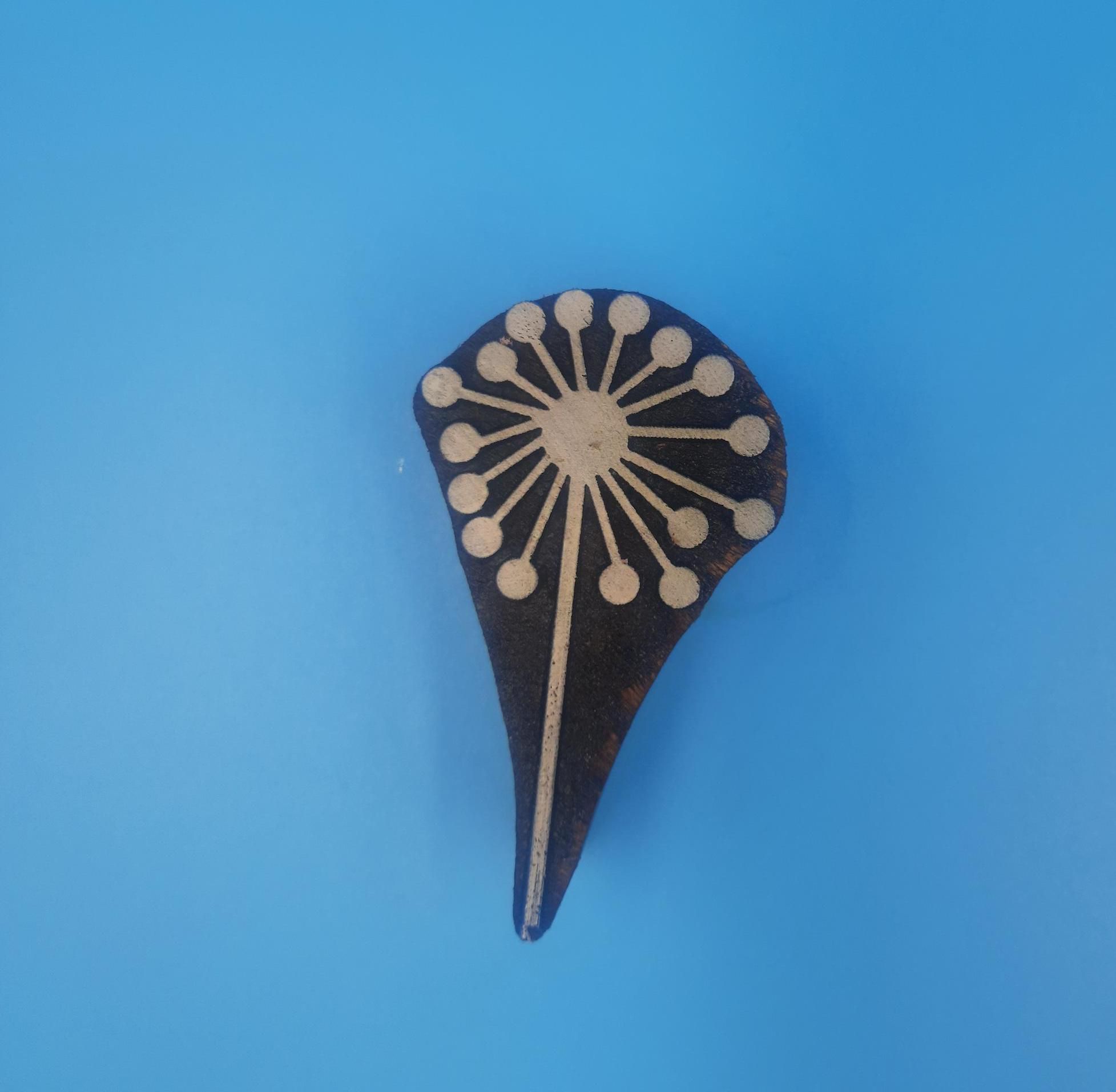 Bold Single Seedhead Wooden Printing Block Pottery Stamp, Batik Tjaps, Blaudruck stempel