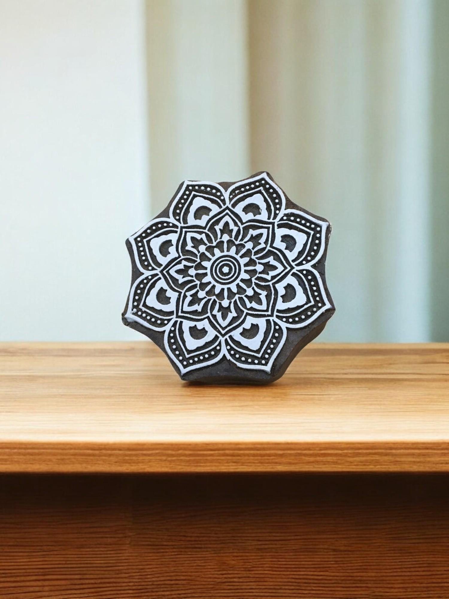 Large Sunflower Wood Stamp, Hand Carved Indian Block (7.5cm)