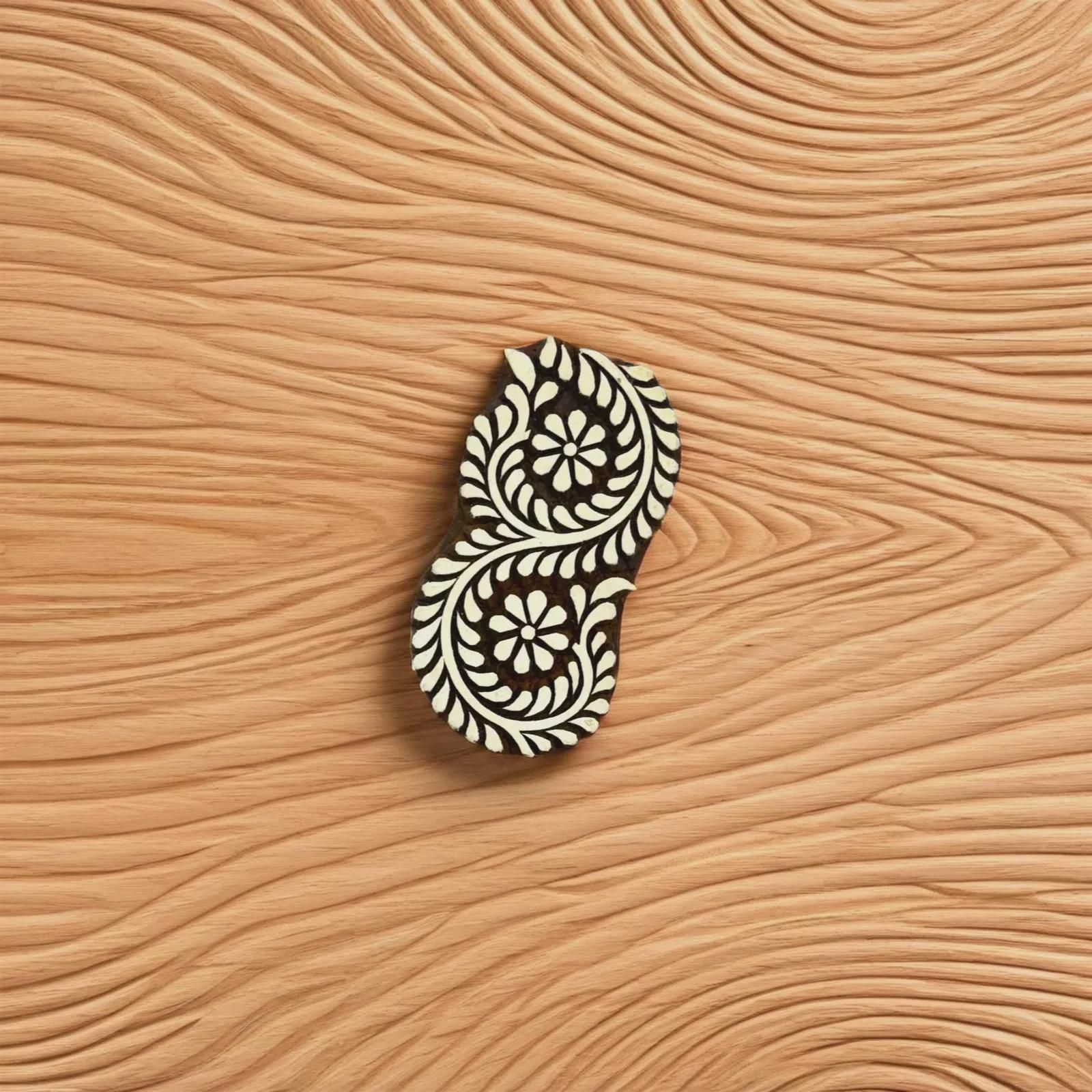 Floral Repeat Tile