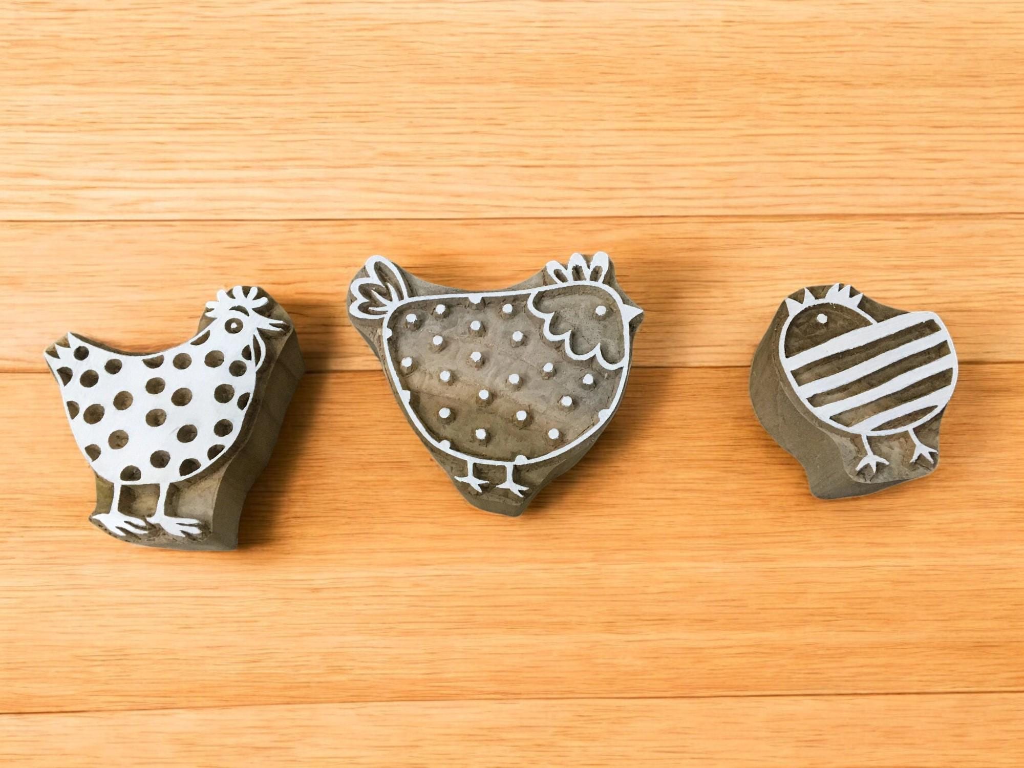 Whimsical Hen Neighbors: Wooden Printing Blocks for Delightful Artistry
