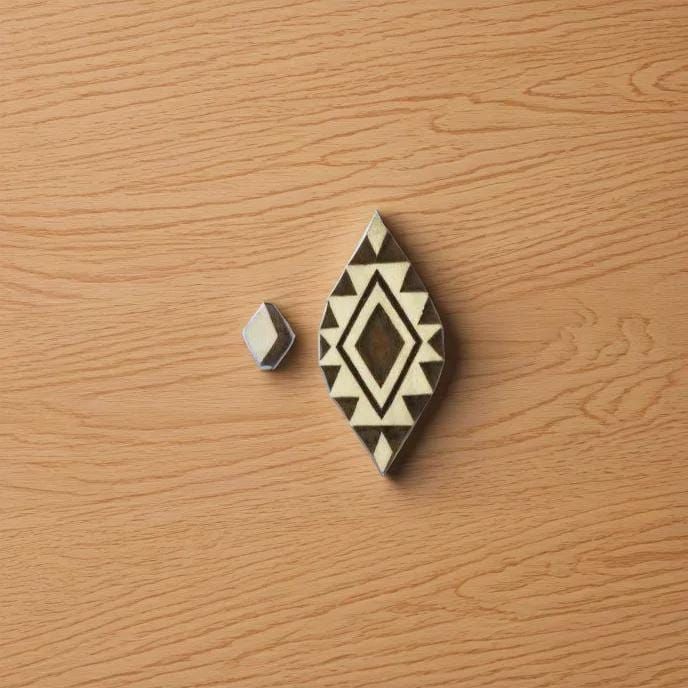 2-Part Patterned Diamond