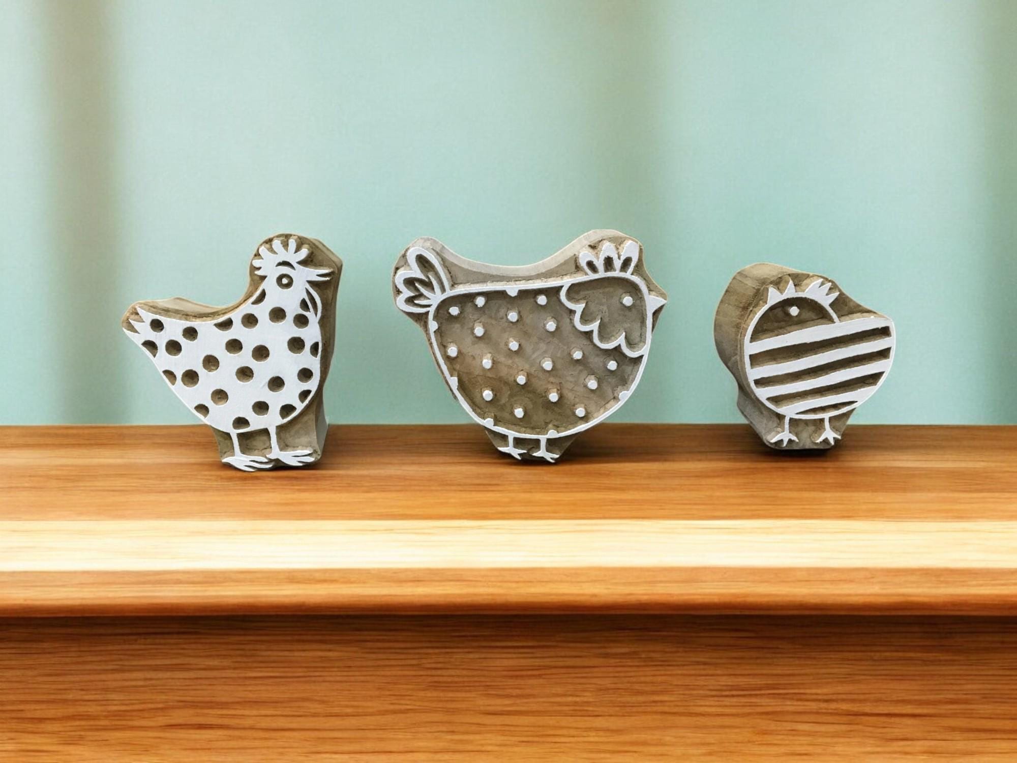 Whimsical Hen Neighbors: Wooden Printing Blocks for Delightful Artistry