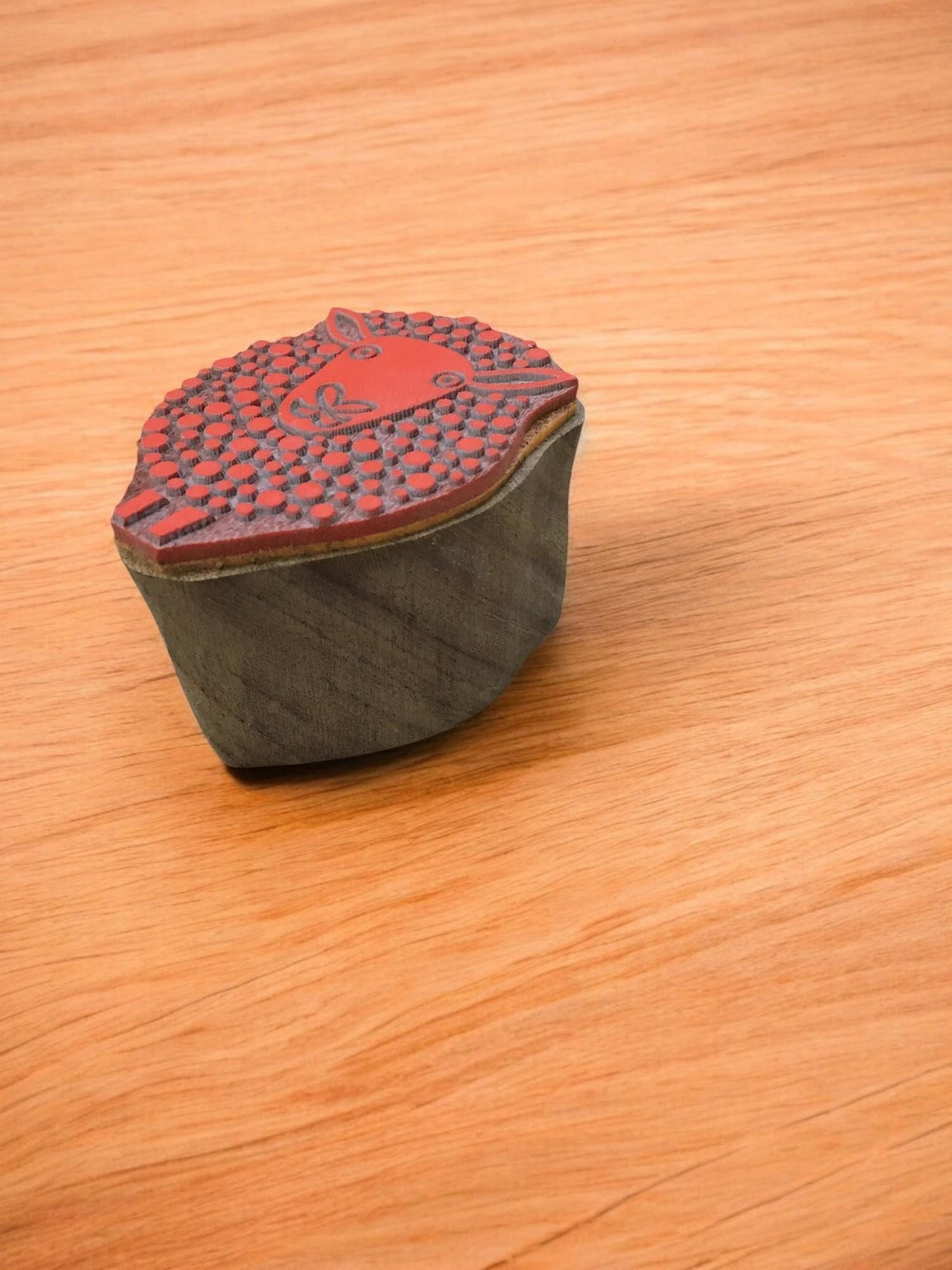 Dotty Sheep Wood Block Stamp, Textile Printing (6.0 cm x 4.60 cm)