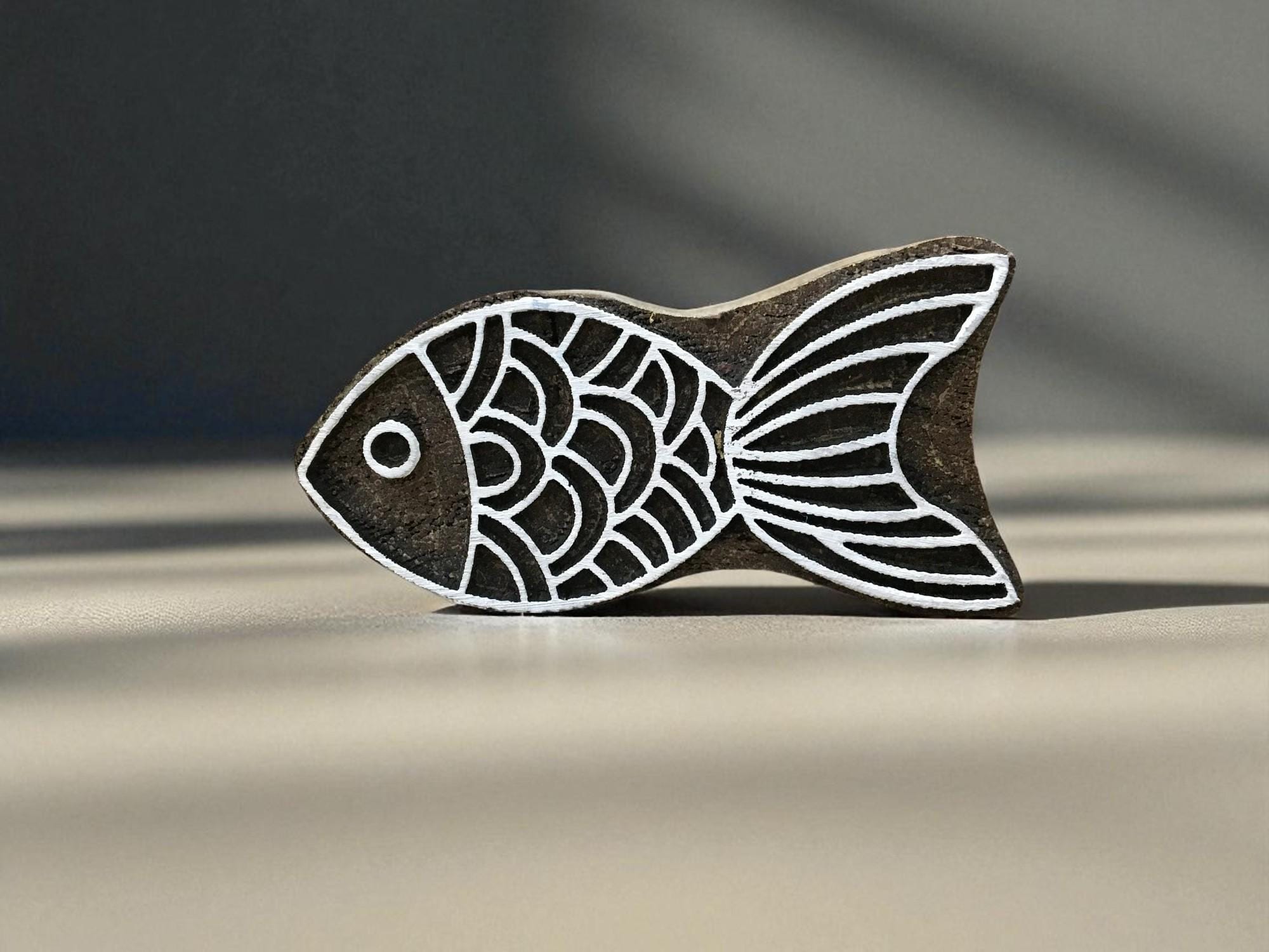 Simple Outline Fish, Hand craved Wooden Stamp, batik Stamp