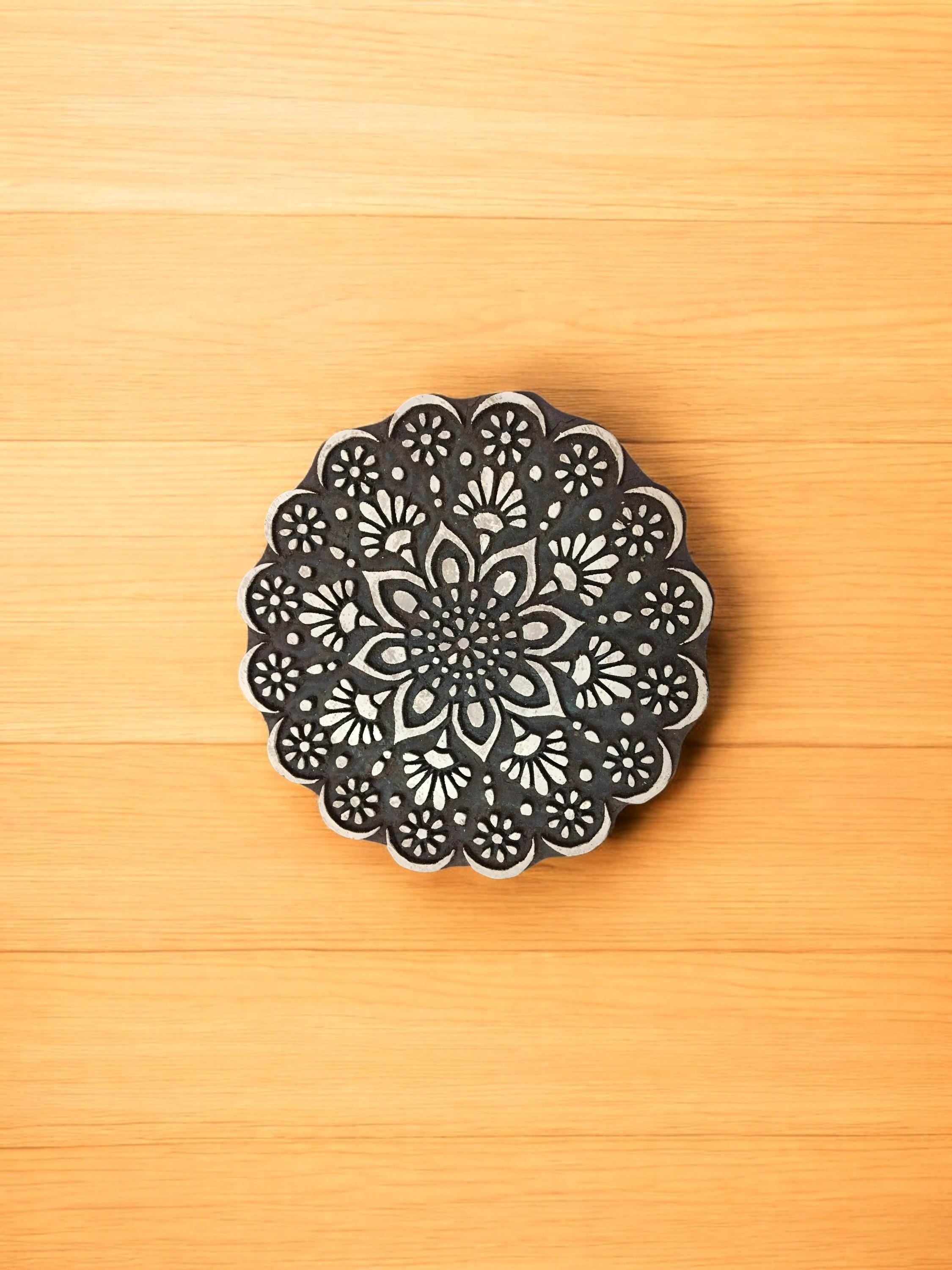 Floral Mandala Wood Stamp, Indian Textile Block (12.5cm)