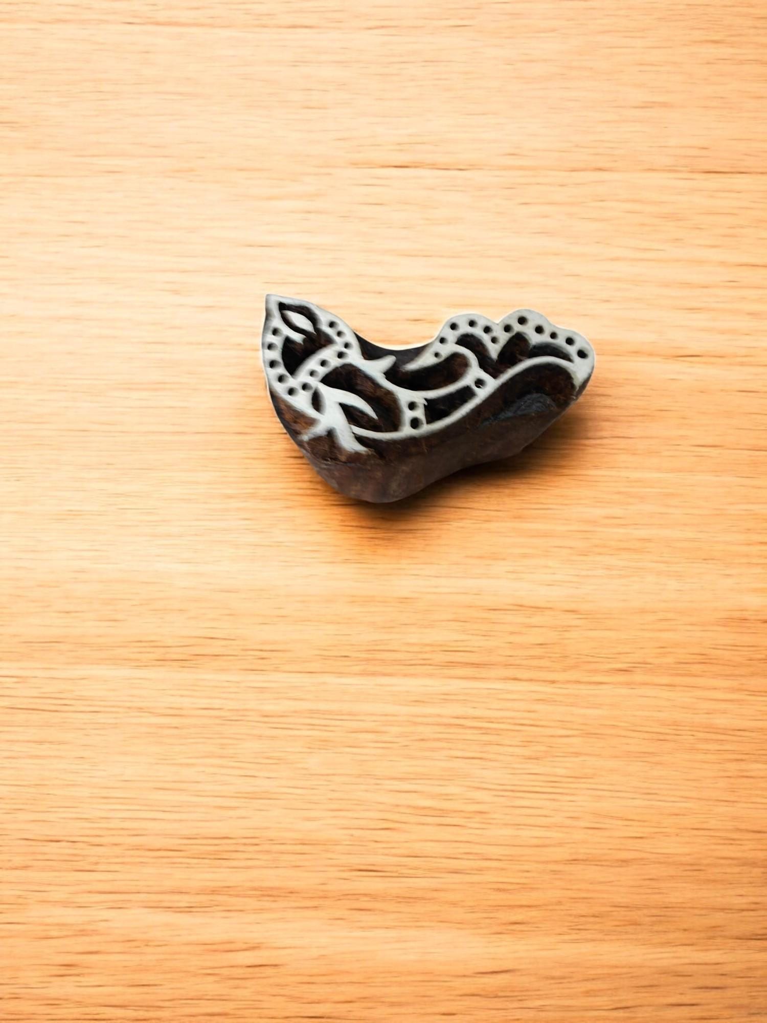 Jumping fish 03 pottery stamp ceramic mold scrapbooking tjap batik printing floral carved stamps.