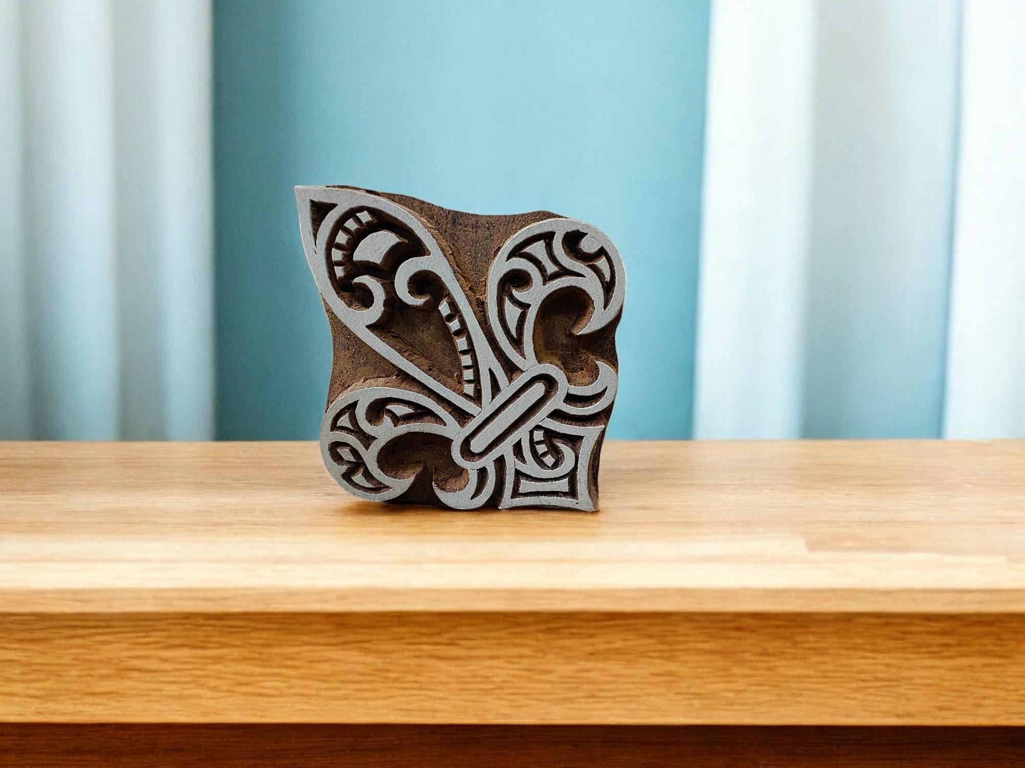 Fleur-de-lis pottery stamp ceramic mold scrapbooking tjap batik printing floral carved stamps.