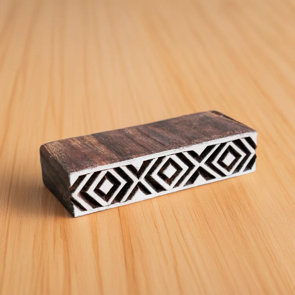 Wood Block - X & O Border
