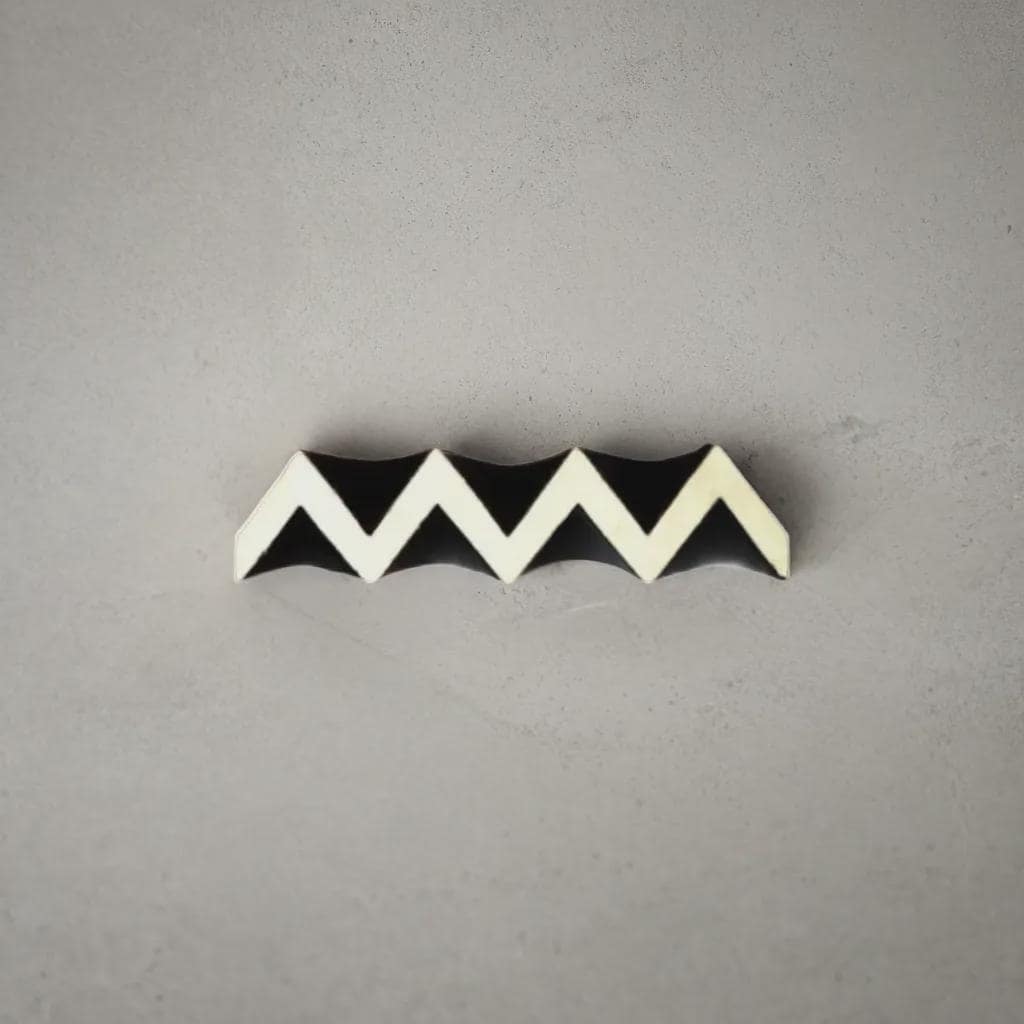 Chevron Border