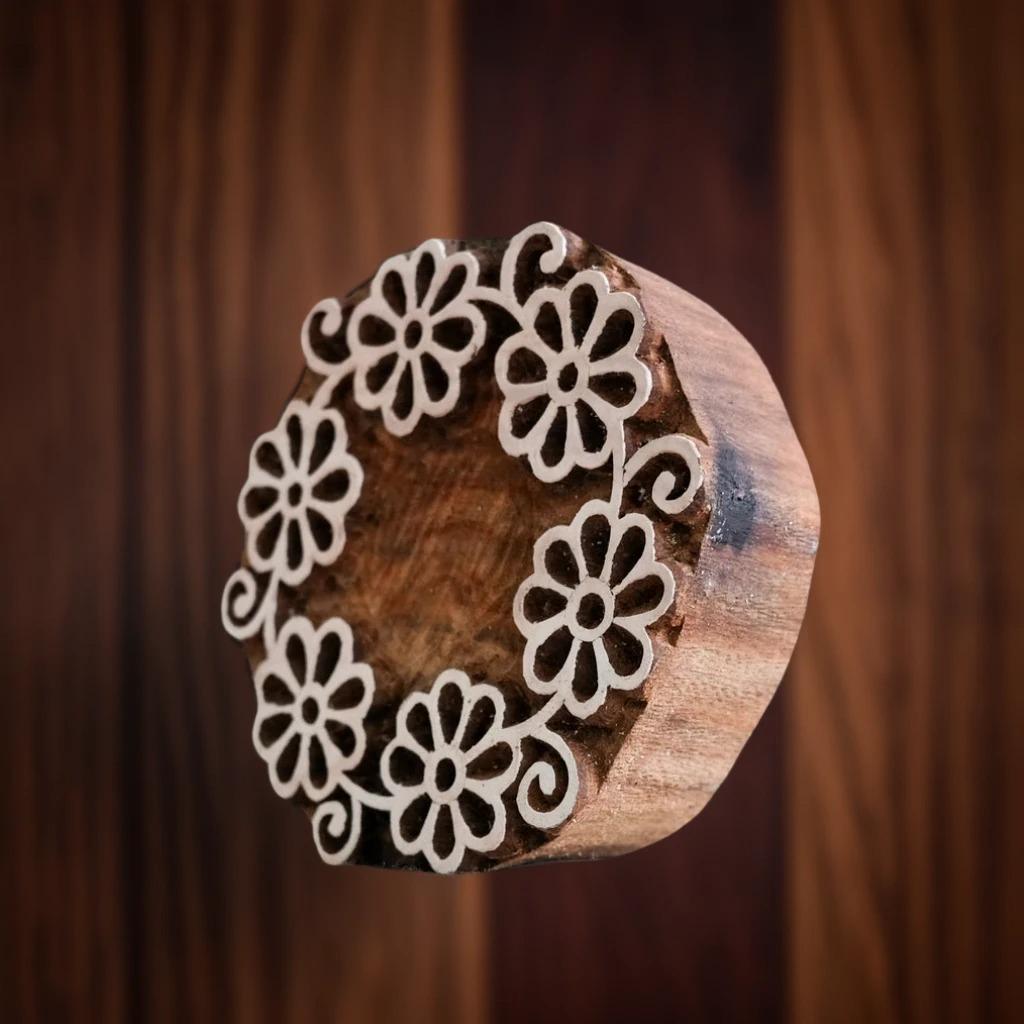 Hand Carved Indian Wood Stamp, Daisy Chain Blockprint (4"x4")