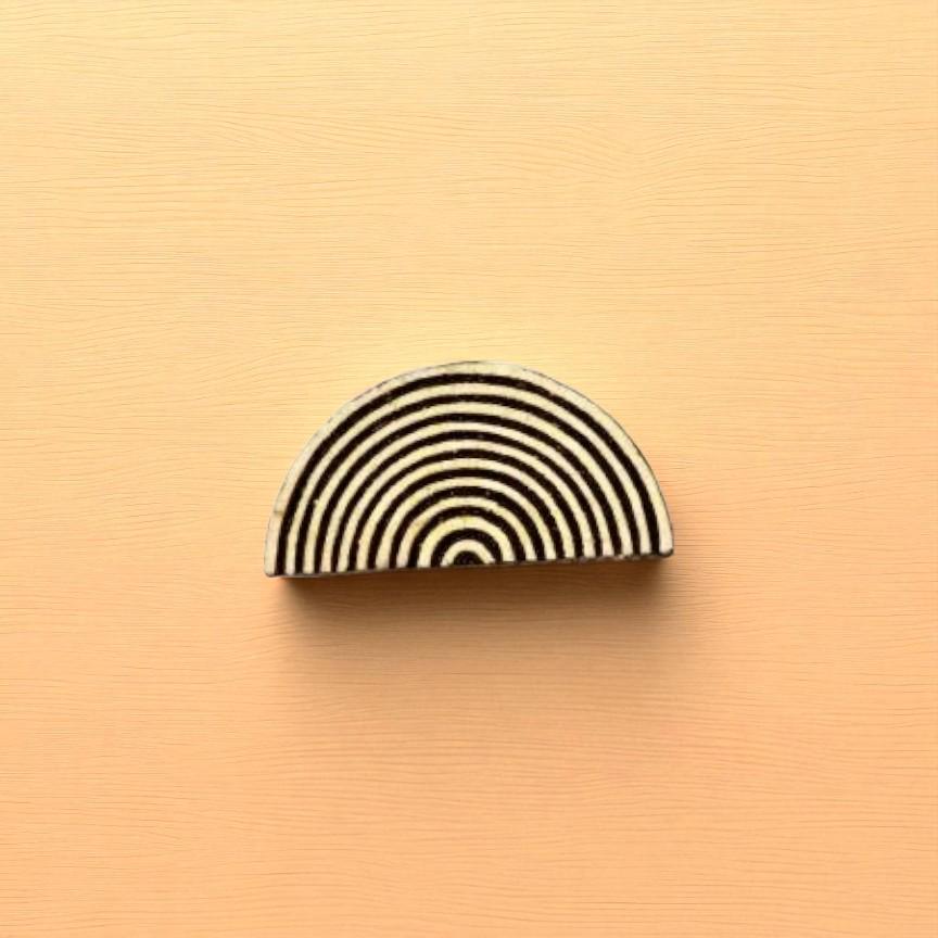 Thin Lined Half Circle - Small
