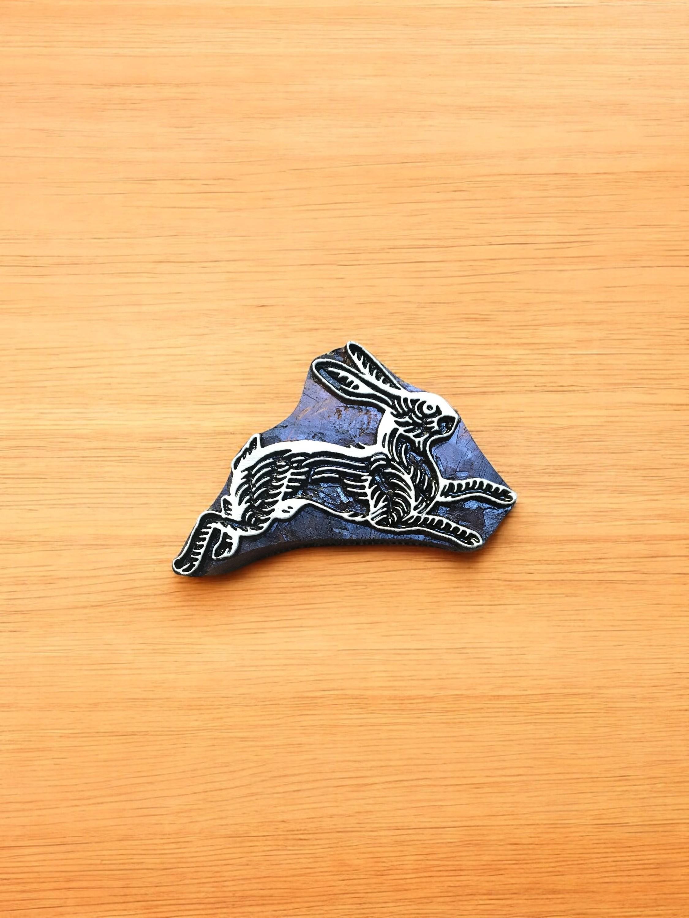 Leaping Hare Printing Block, Indian Wood Carving (7x4.5cm)