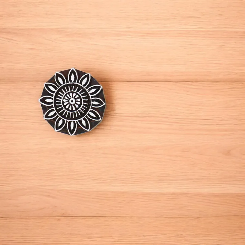 Indian Wooden Printing Block - Detailed Sunny Flower