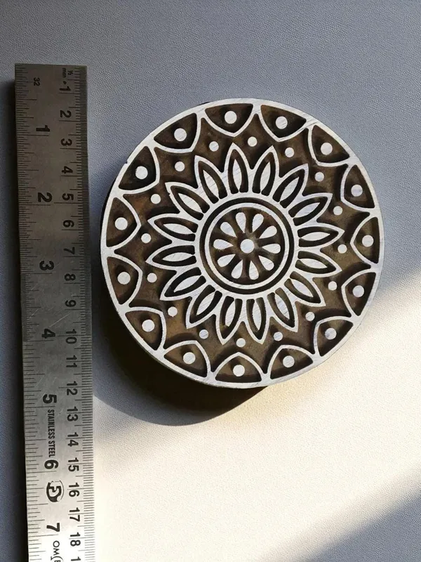 Fair Trade Carved Indian Wood Stamp, Mandala Design (10 cm)