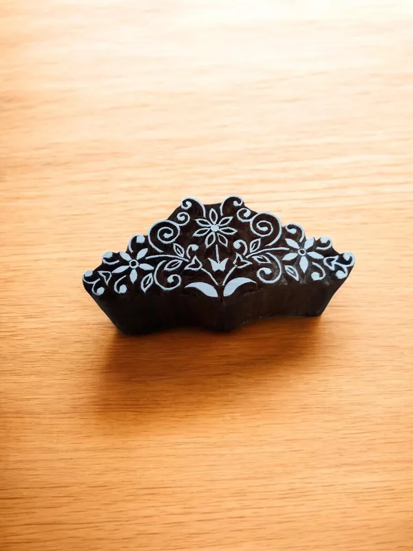 A Oriental Stamp,pottery stamp ceramic mould scrapbooking tjap batik printing floral carved stamps.