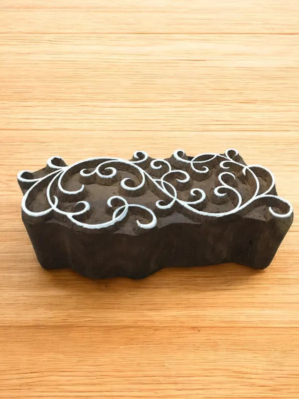 Curly Lines Repeat Pattern, hand carved Indian wood printing block; textile stamp; pottery stamp,
