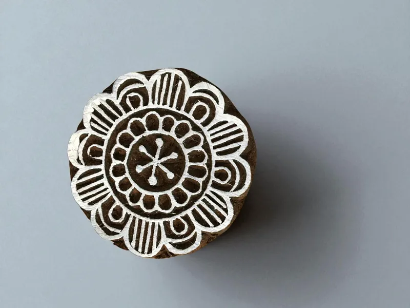 Indian wooden printing block - Medium Mandala