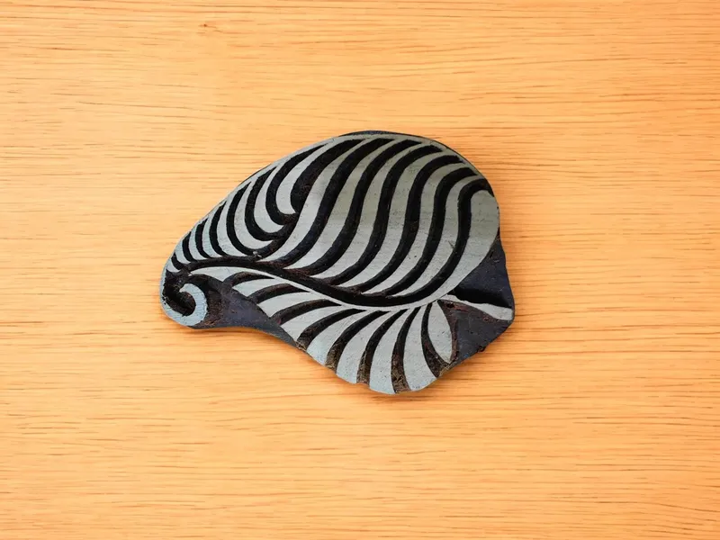 Stripy Paisley pottery stamp ceramic mold scrapbooking tjap batik printing floral carved stamps.