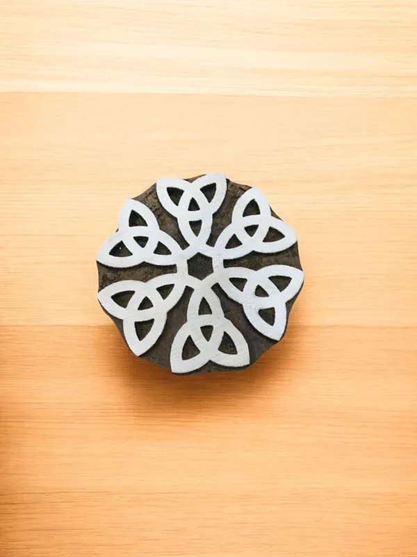 Celtic Knot Circle, hand carved Indian wood printing block; textile stamp; pottery stamp,